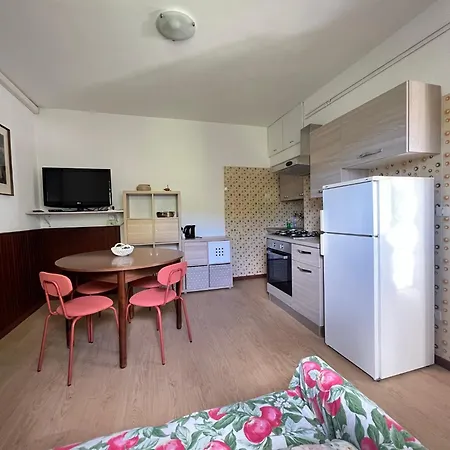 Alta Valle Intelvi La Marinella * Lanzo dʼIntelvi
