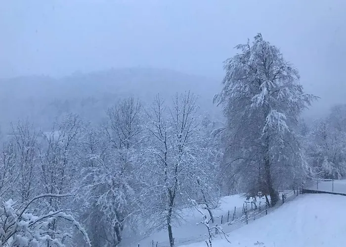 Alta Valle Intelvi La Marinella * Lanzo dʼIntelvi